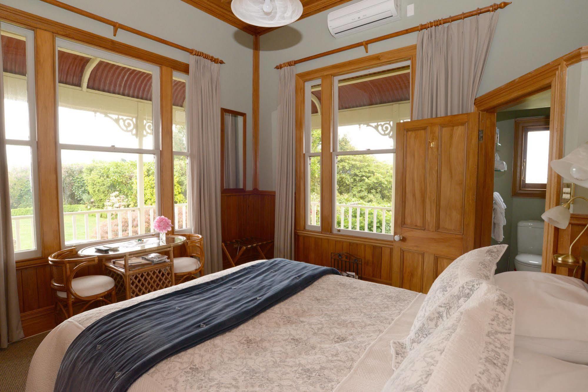Villa Heights Bed And Breakfast New Plymouth Eksteriør bilde